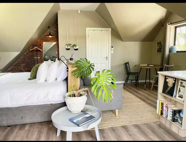 1 BEDROOM PROPERTY TO RENT IN CLOVELLY